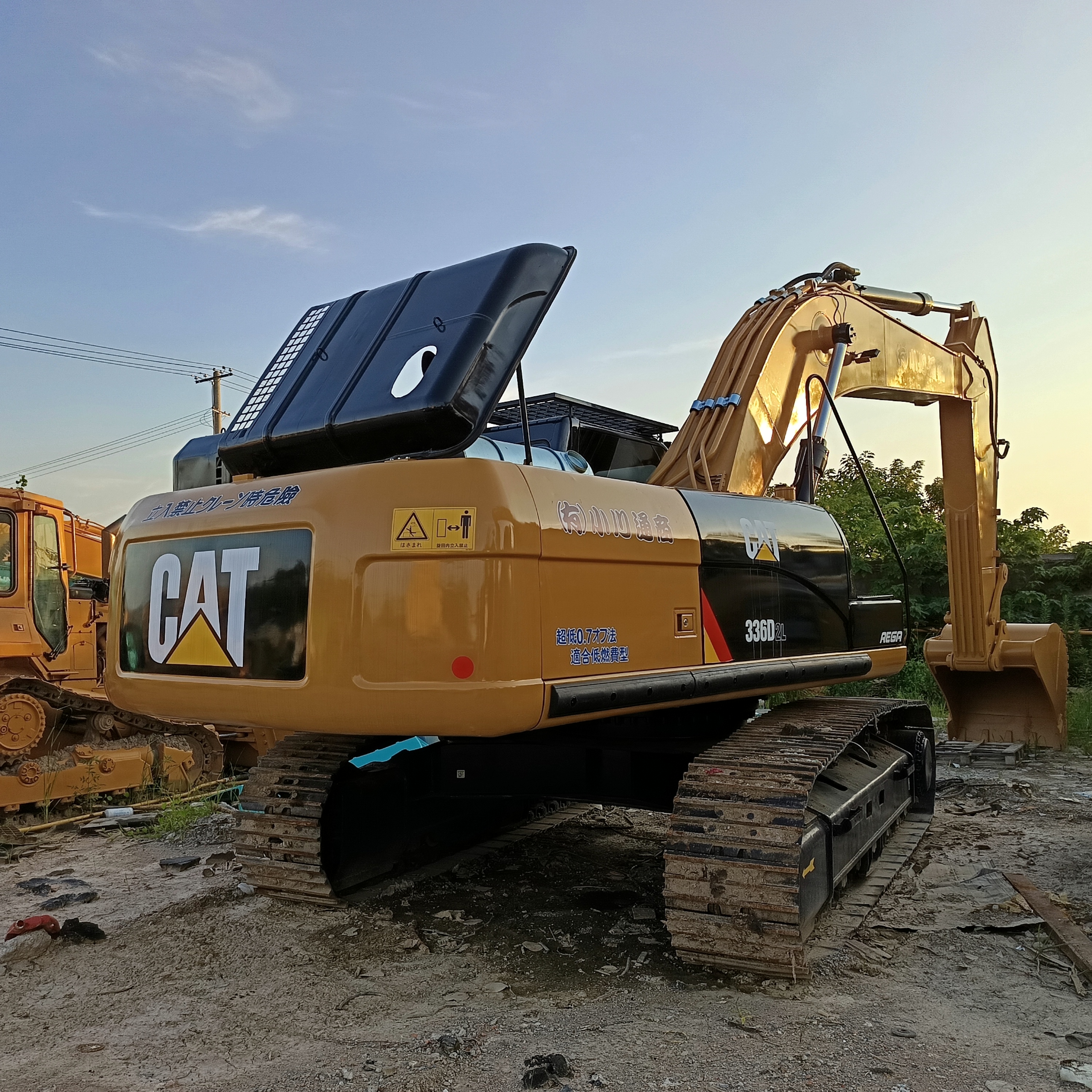 CAT 336D2L