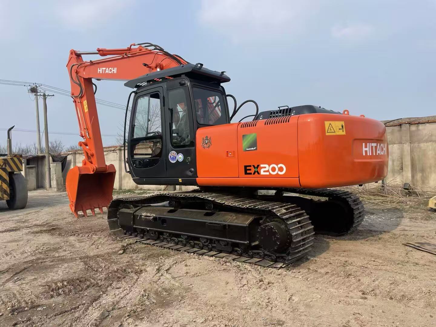 HITACHI EX200-5
