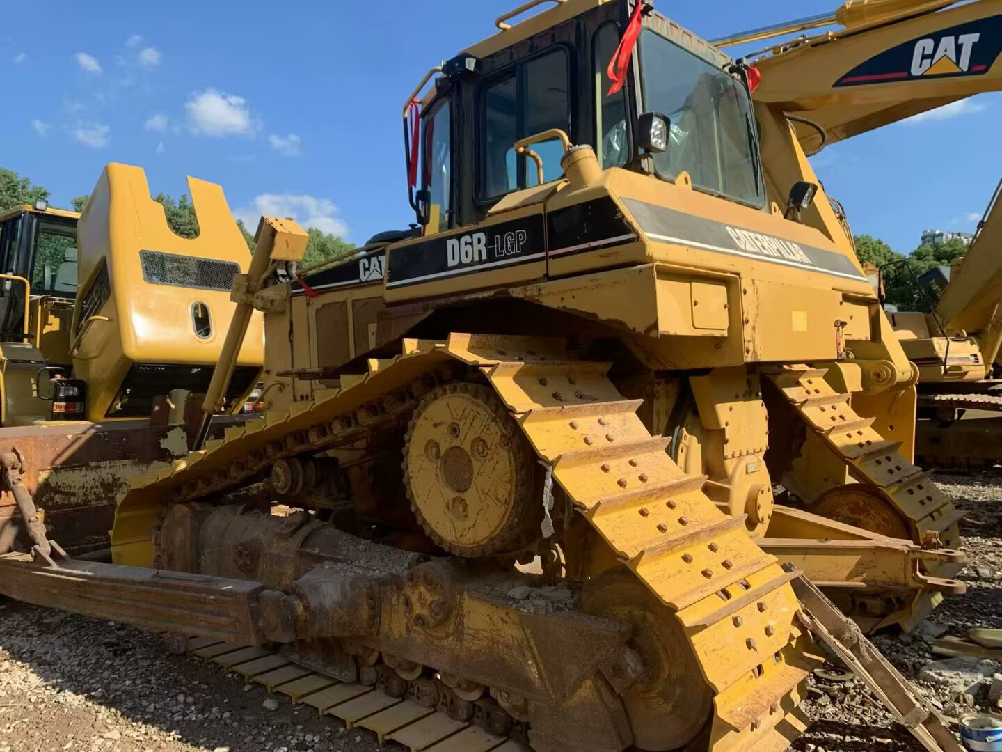 CAT D6R LGP