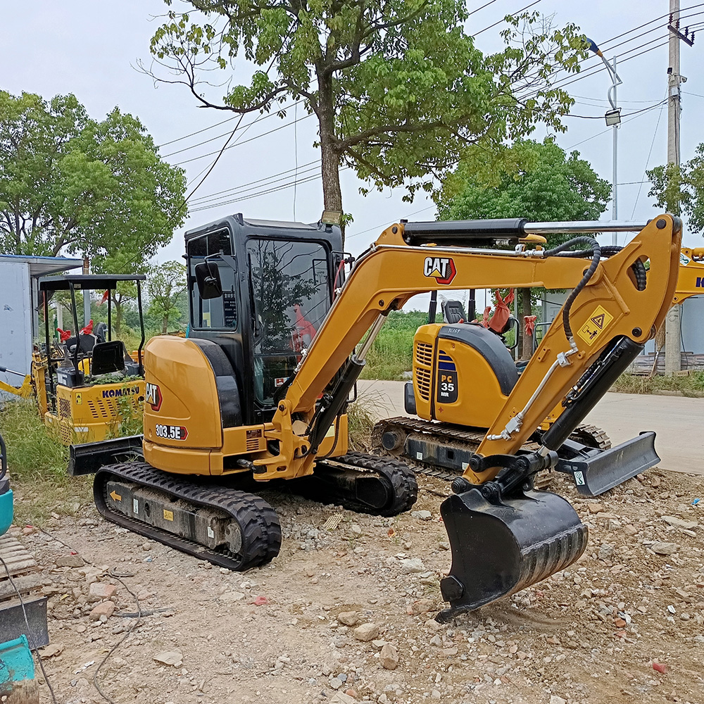 CAT 305.5 2023