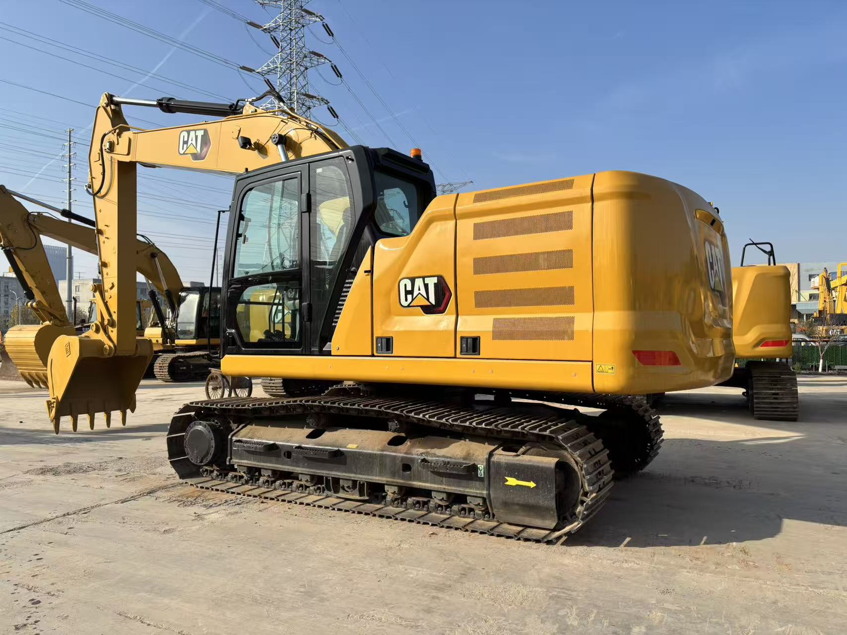 CAT 320GC