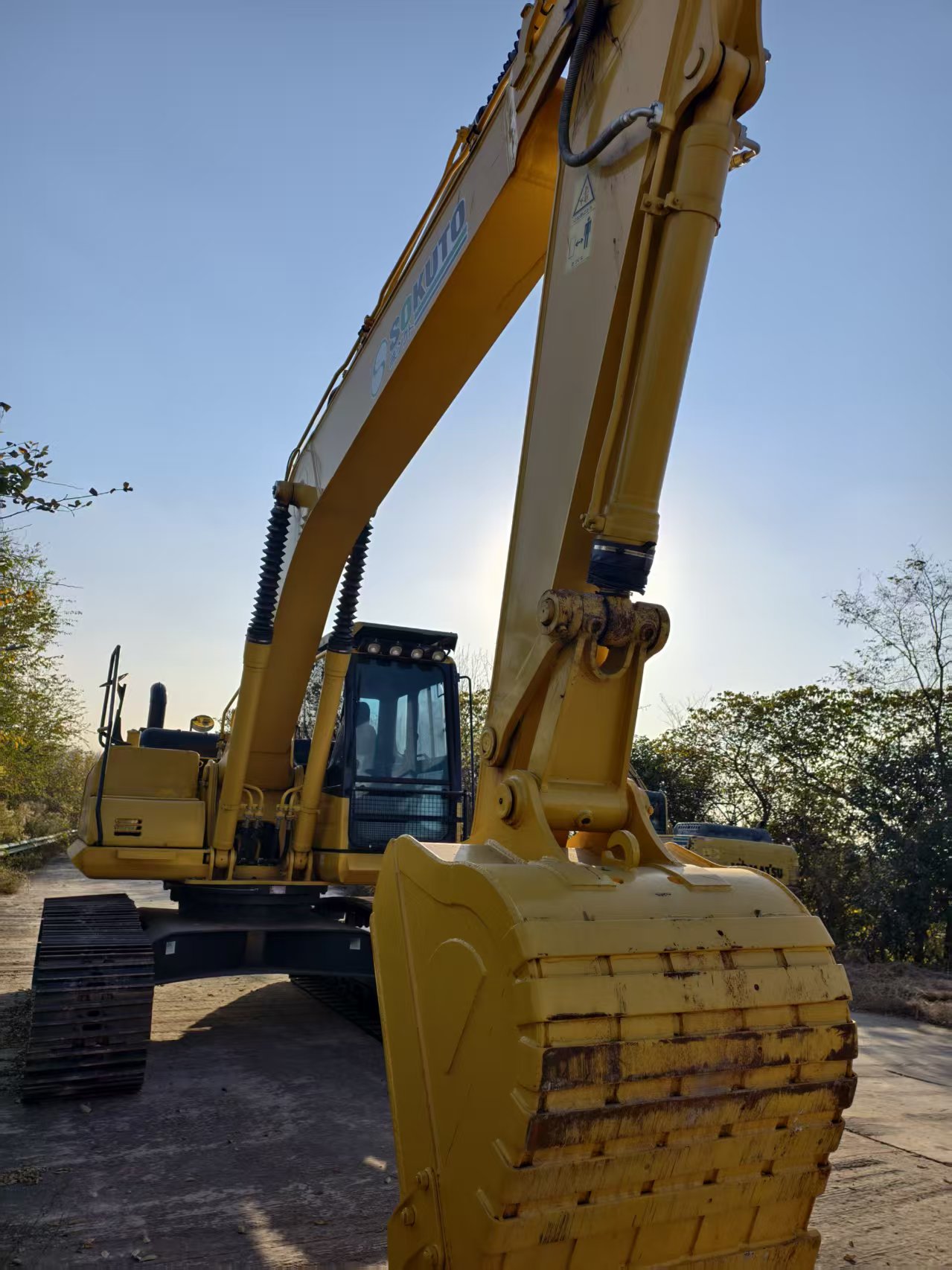 Komatsu PC220